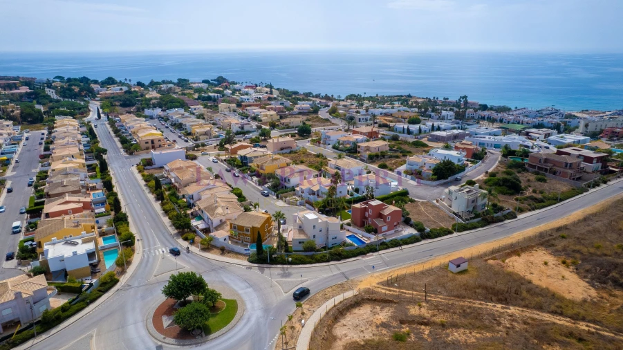 Moradia T4 para Venda em Lagos (São Sebastião e Santa Maria) Foto 42