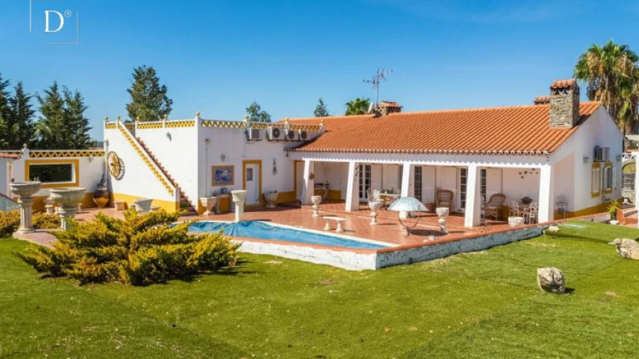 Moradia T4 para Venda em Mertola