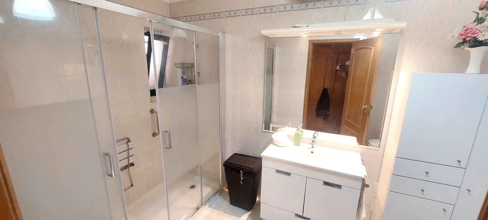 Apartamento T1 para Venda em Carcavelos e Parede Foto 23