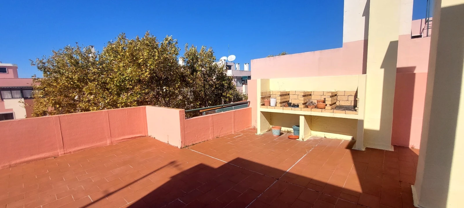 Apartamento T1 para Venda em Carcavelos e Parede Foto 10