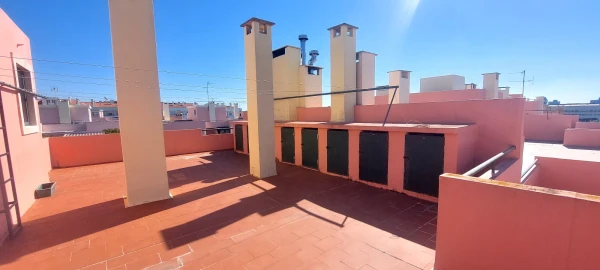 Apartamento T1 para Venda em Carcavelos e Parede