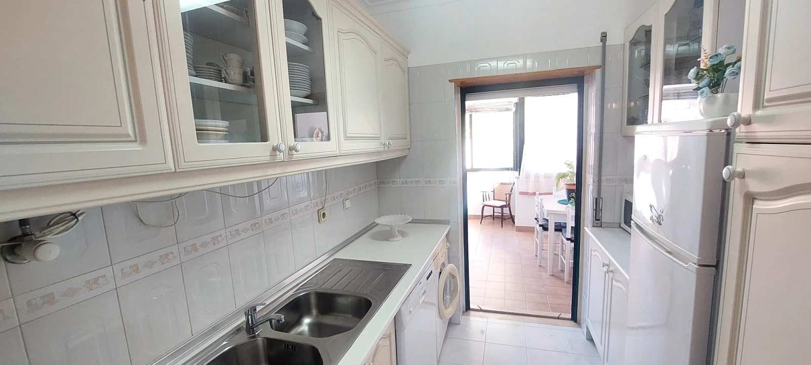Apartamento T1 para Venda em Carcavelos e Parede Foto 5