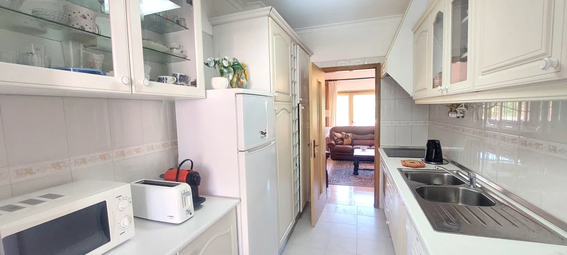 Apartamento T1 para Venda em Carcavelos e Parede Foto 7