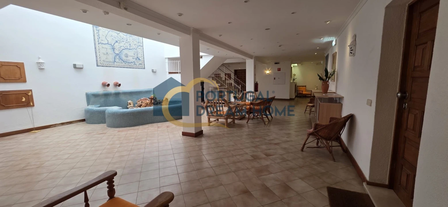 Apartamento T2 para Venda em Albufeira e Olhos de Água Foto 23