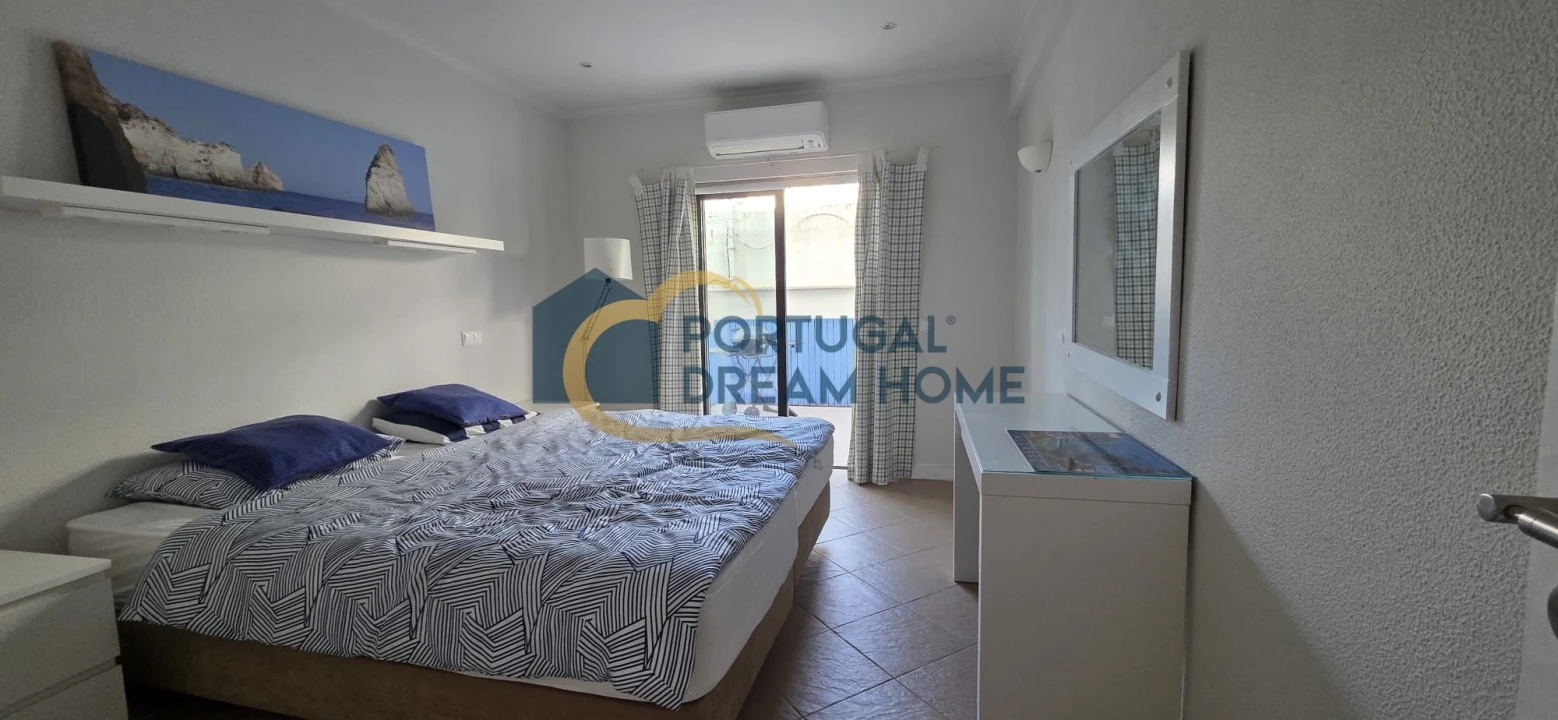Apartamento T2 para Venda em Albufeira e Olhos de Água Foto 17