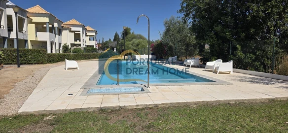 Moradia T3 para Venda em Ferreiras
