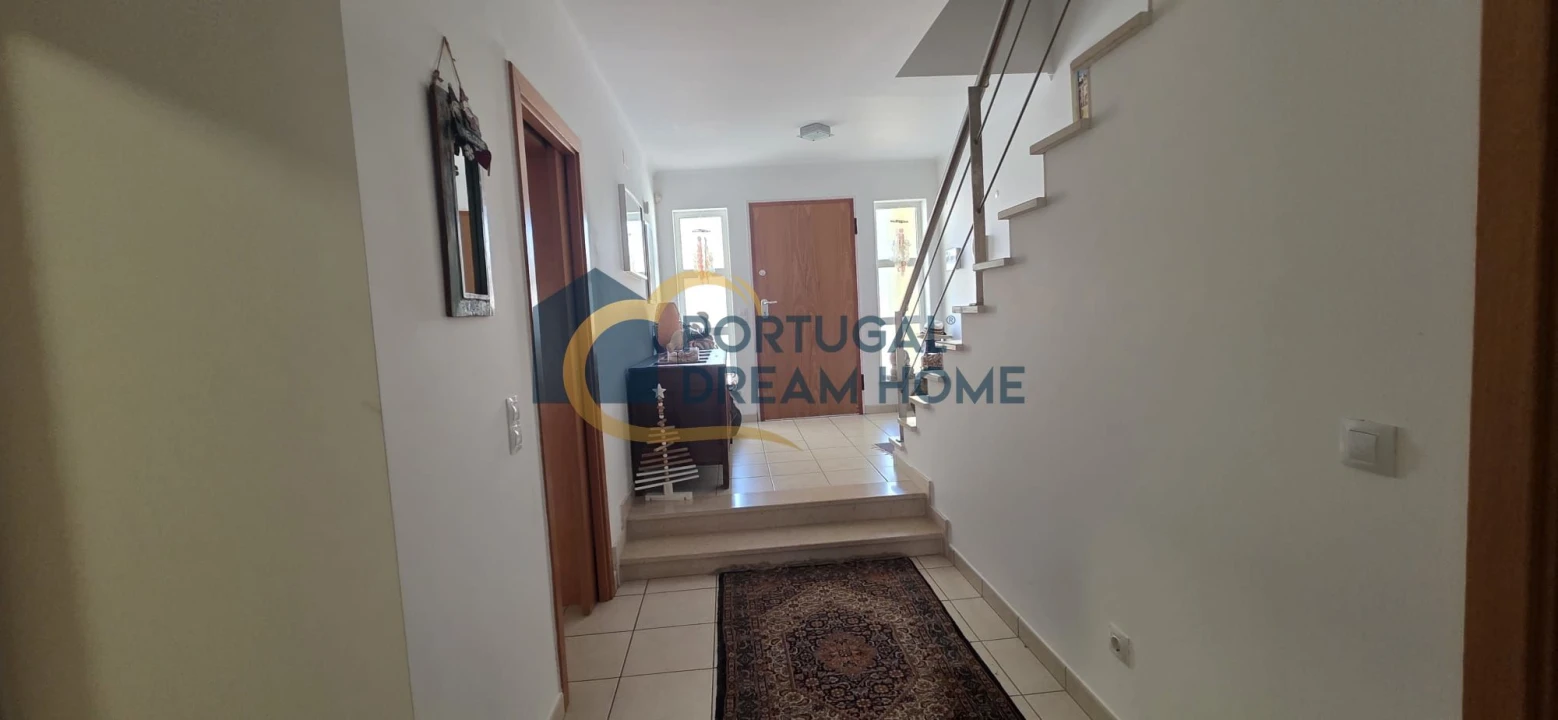Moradia T3 para Venda em Ferreiras Foto 7