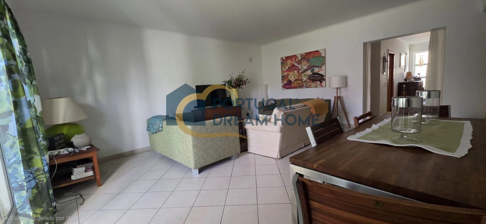 Moradia T3 para Venda em Ferreiras Foto 6