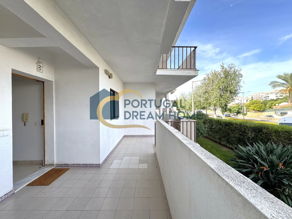 Apartamento T1 para Venda em Albufeira e Olhos de Água Foto 2