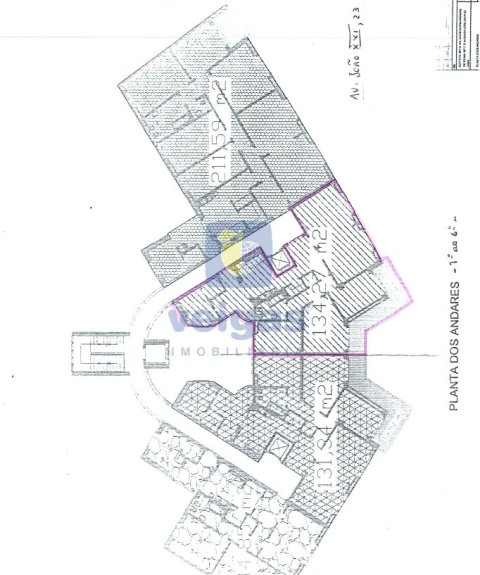 Apartamento T4 para Arrendamento em Areeiro