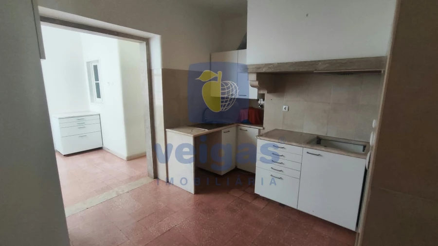 Apartamento T4 para Arrendamento em Areeiro Foto 26