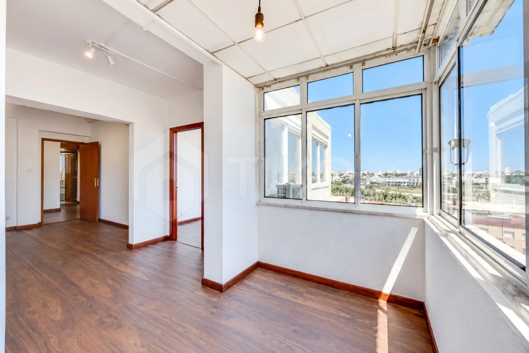 Apartamento T3 para Venda em Pontinha e Famões Foto 22