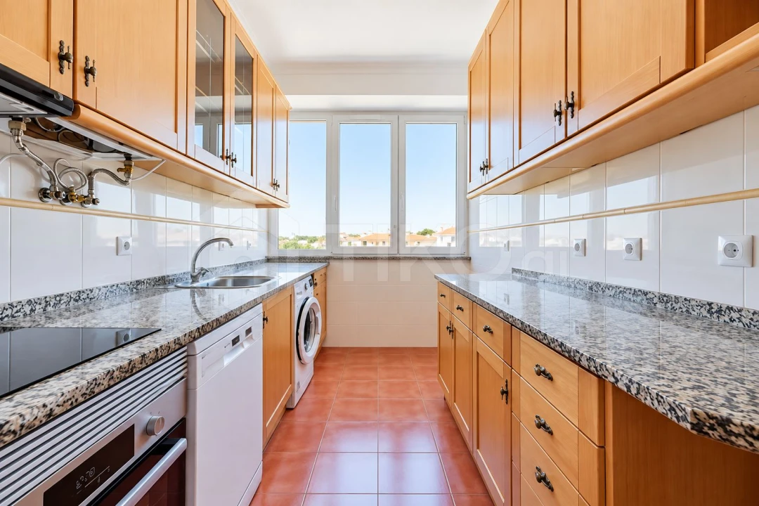 Apartamento T3 para Venda em Pontinha e Famões Foto 1