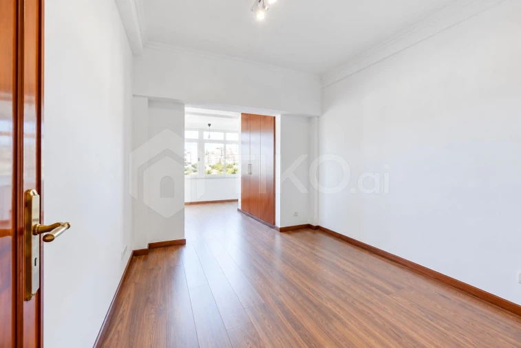 Apartamento T3 para Venda em Pontinha e Famões Foto 17