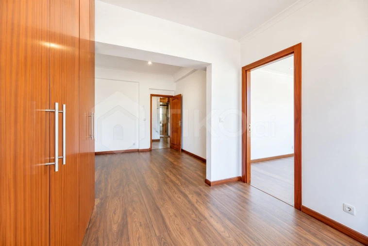 Apartamento T3 para Venda em Pontinha e Famões Foto 23