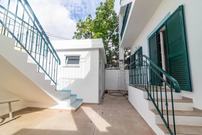 Moradia T3 para Venda em Faro (Sé e São Pedro)
