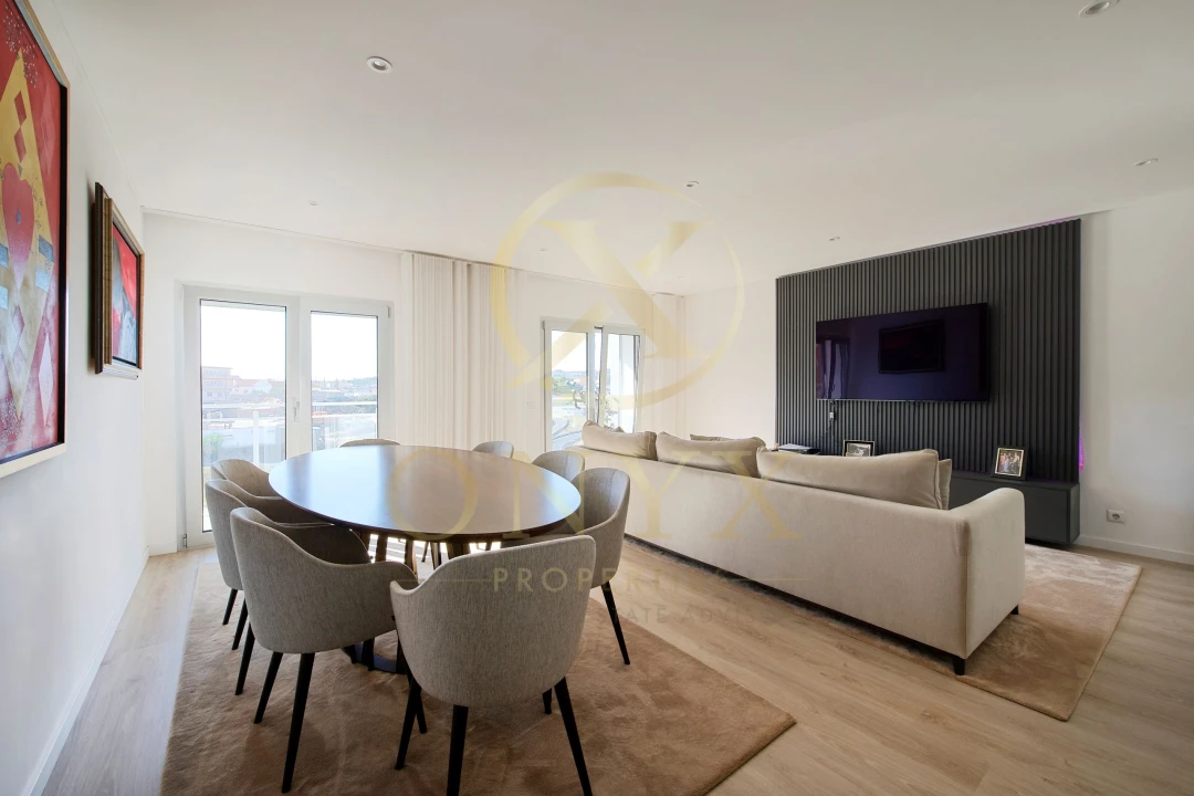 Apartamento T3 para Venda em Agualva e Mira-Sintra Foto 10