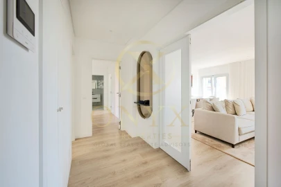 Apartamento T3 para Venda em Agualva e Mira-Sintra