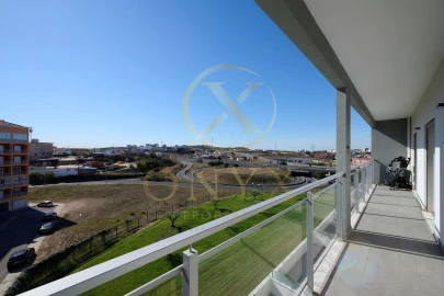 Apartamento T3 para Venda em Agualva e Mira-Sintra