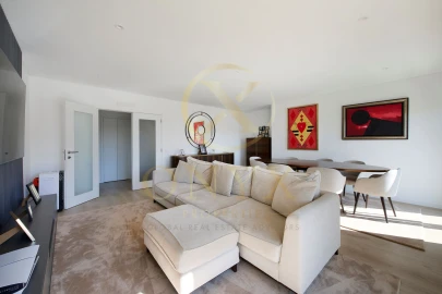 Apartamento T3 para Venda em Agualva e Mira-Sintra