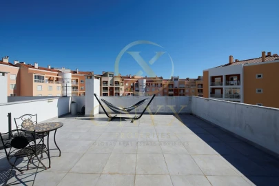 Apartamento T3 para Venda em Agualva e Mira-Sintra