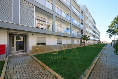 Apartamento T3 para Venda em Agualva e Mira-Sintra