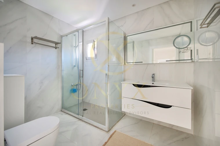 Apartamento T3 para Venda em Agualva e Mira-Sintra Foto 22