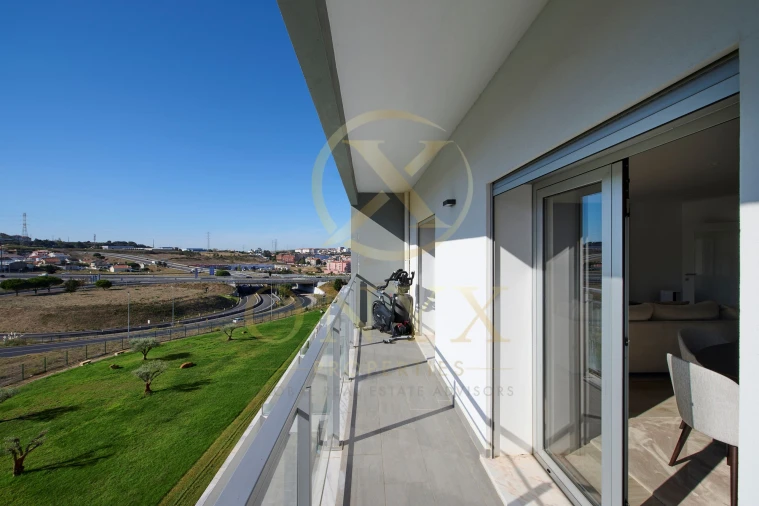 Apartamento T3 para Venda em Agualva e Mira-Sintra Foto 2