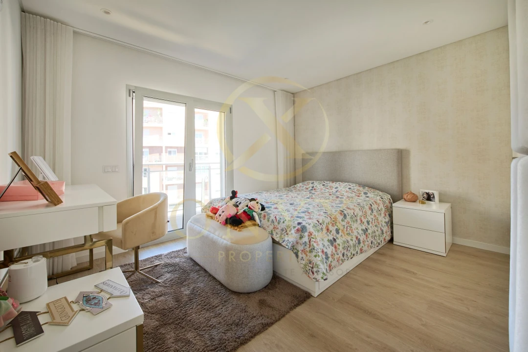 Apartamento T3 para Venda em Agualva e Mira-Sintra Foto 21