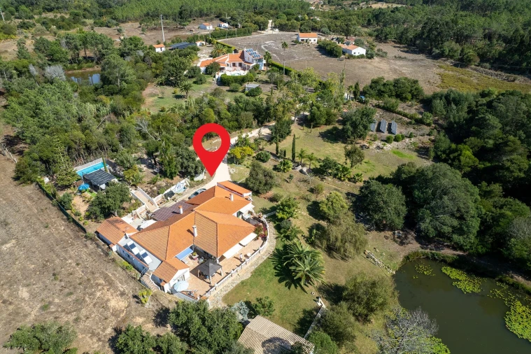 Moradia T8 para Venda em Rogil Foto 3