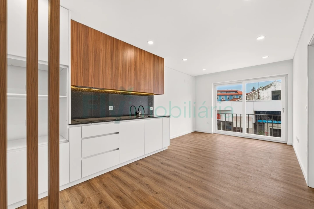 Apartamento T1 para Venda em Caldas de Vizela (São Miguel e São João) Foto 1