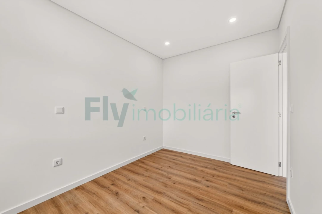 Apartamento T1 para Venda em Caldas de Vizela (São Miguel e São João) Foto 14