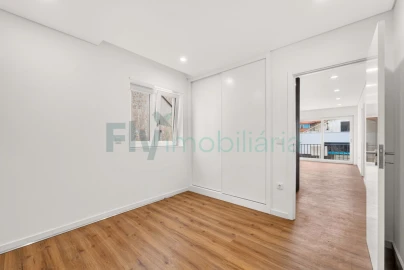 Apartamento T1 para Venda em Caldas de Vizela (São Miguel e São João)