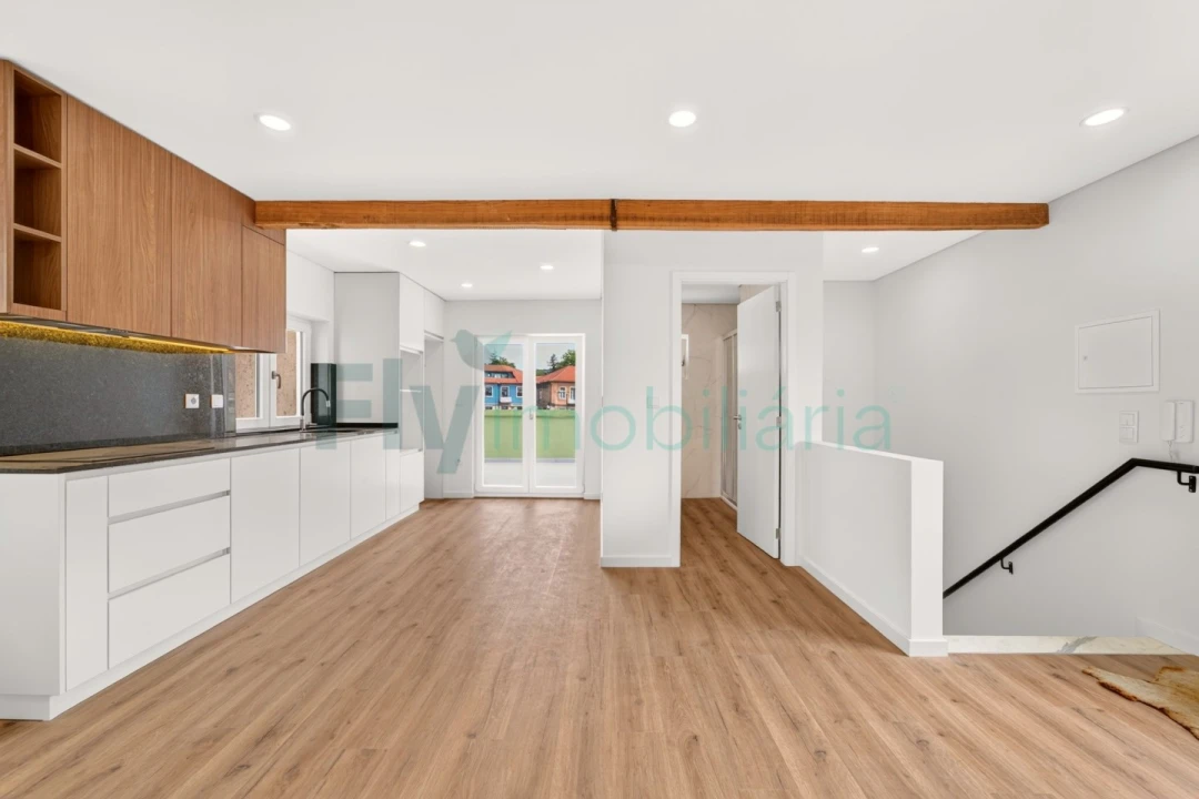 Apartamento T2 para Venda em Caldas de Vizela (São Miguel e São João) Foto 2