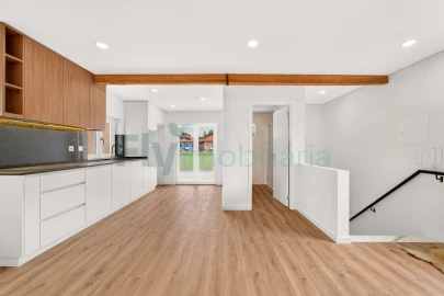 Apartamento T2 para Venda em Caldas de Vizela (São Miguel e São João)