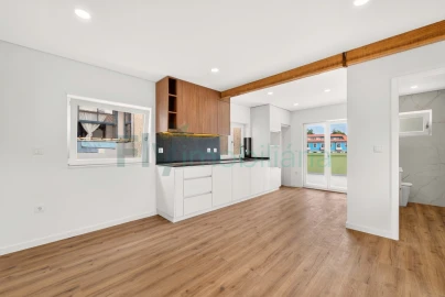 Apartamento T2 para Venda em Caldas de Vizela (São Miguel e São João)
