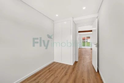 Apartamento T2 para Venda em Caldas de Vizela (São Miguel e São João)