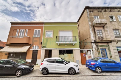 Apartamento T2 para Venda em Caldas de Vizela (São Miguel e São João)