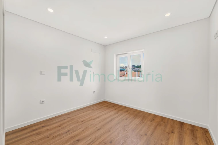 Apartamento T2 para Venda em Caldas de Vizela (São Miguel e São João) Foto 16