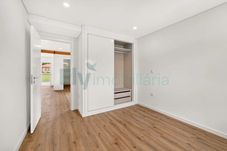 Apartamento T2 para Venda em Caldas de Vizela (São Miguel e São João) Foto 18