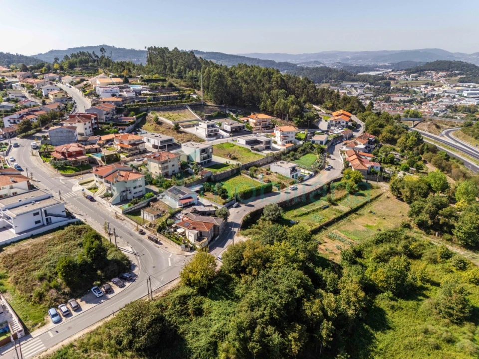 Terreno para Venda em Polvoreira Foto 24