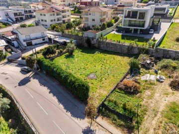 Terreno para Venda em Polvoreira