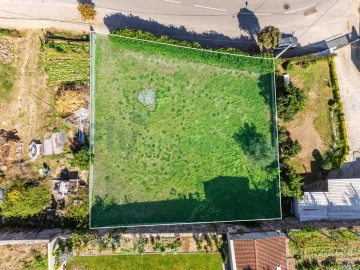 Terreno para Venda em Polvoreira