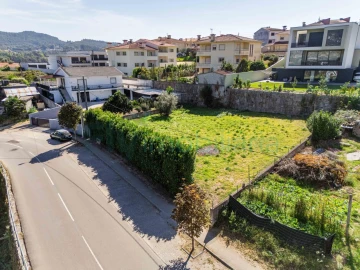Terreno para Venda em Polvoreira