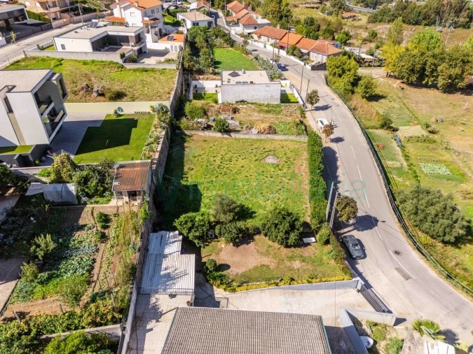 Terreno para Venda em Polvoreira Foto 10