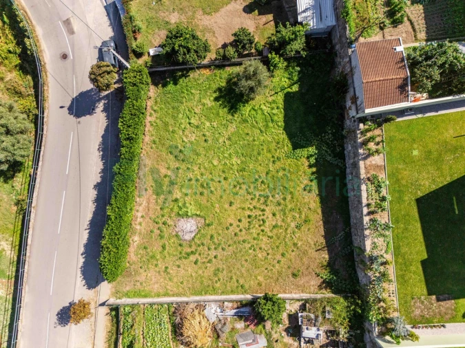 Terreno para Venda em Polvoreira Foto 12