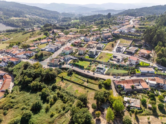 Terreno para Venda em Polvoreira Foto 19