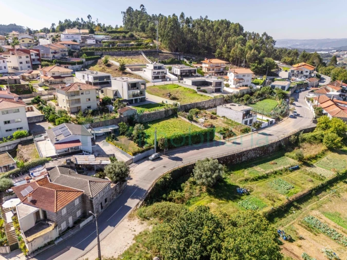 Terreno para Venda em Polvoreira Foto 23