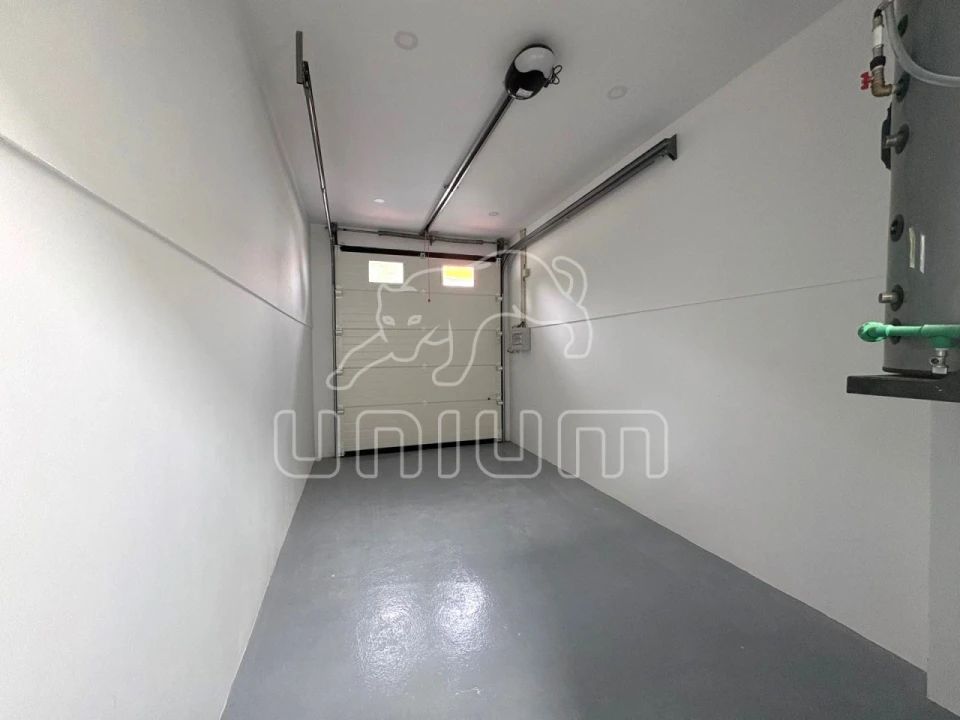 Moradia T5 para Venda em Santa Maria Maior e Monserrate e Meadela Foto 11