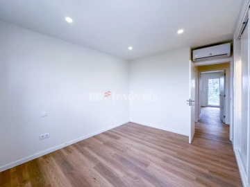 Apartamento T3 para Venda em Marvila, Ribeira Santarém, São Salvador, São Nicolau